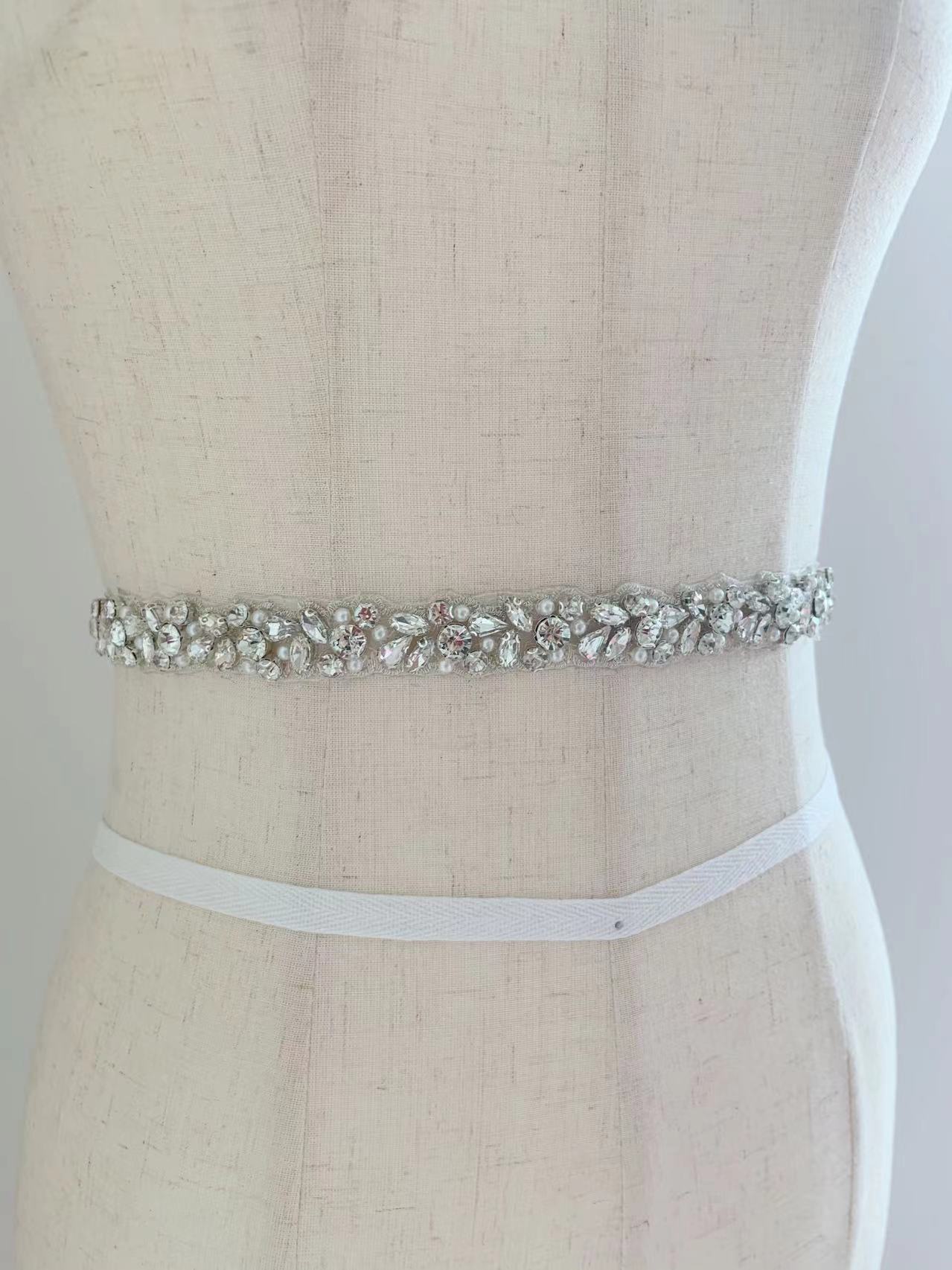 1 Yard/5 Yards Silver Crystal  - مراجعة Bridal Sash Ribbon وسعره