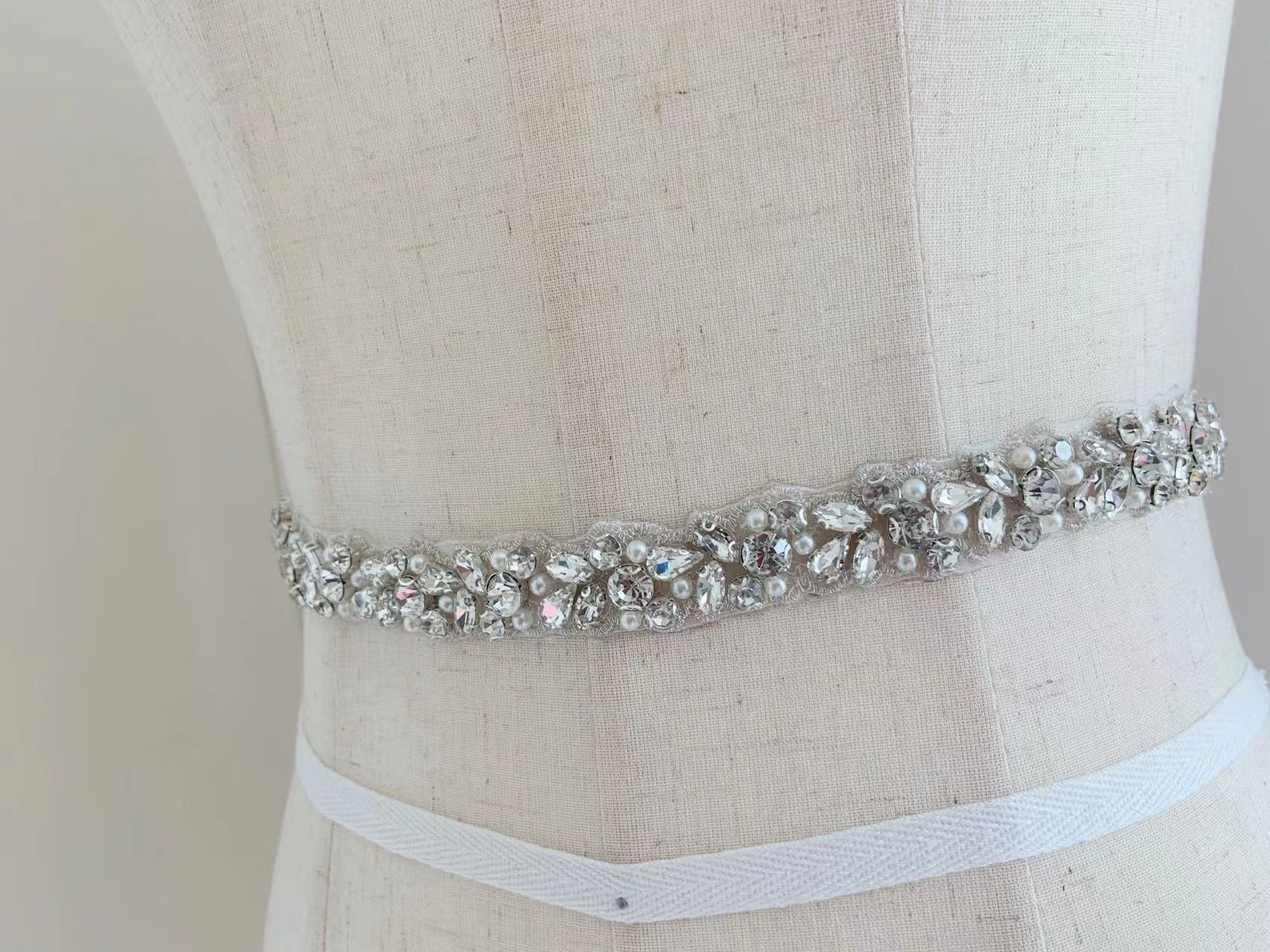 1 Yard/5 Yards Silver Crystal  - مراجعة Bridal Sash Ribbon وسعره