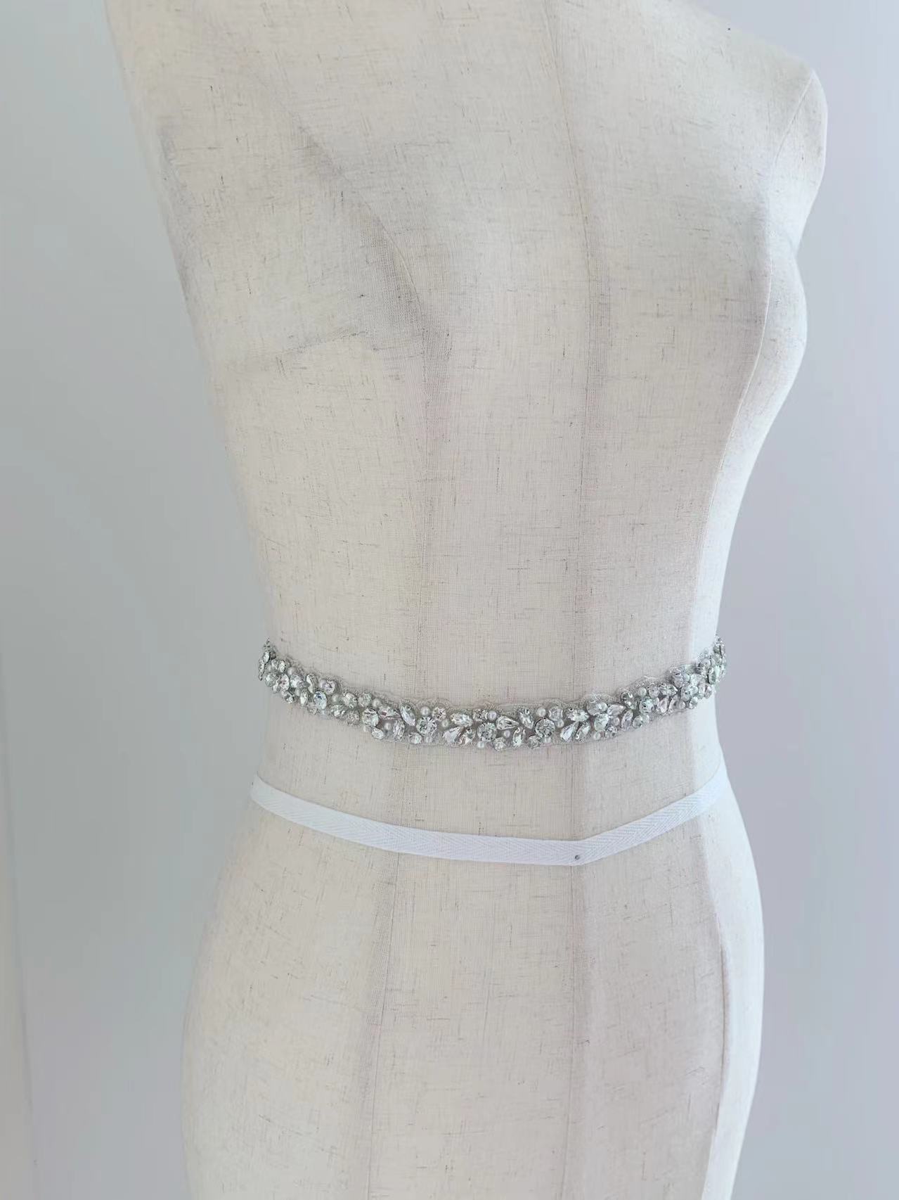 1 Yard/5 Yards Silver Crystal  - مراجعة Bridal Sash Ribbon وسعره