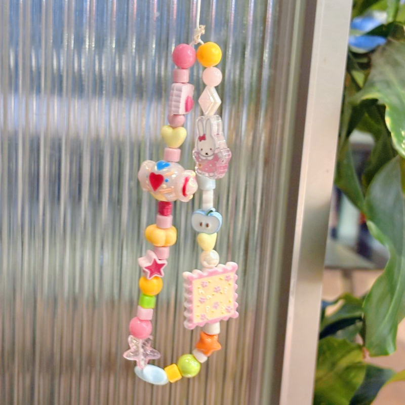 Miffy Hanging Backpack Phone L - مراجعة Good Floral & Wedding Decor Supply وسعره
